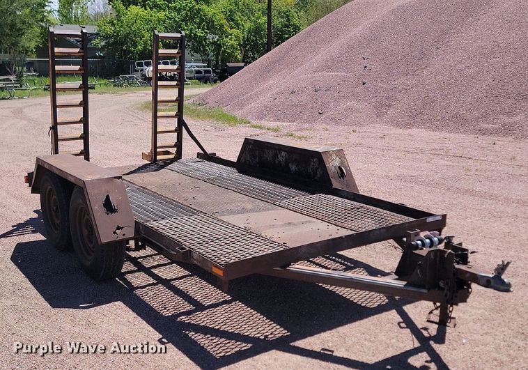 image for item NZ9847 1982 Degest utility trailer