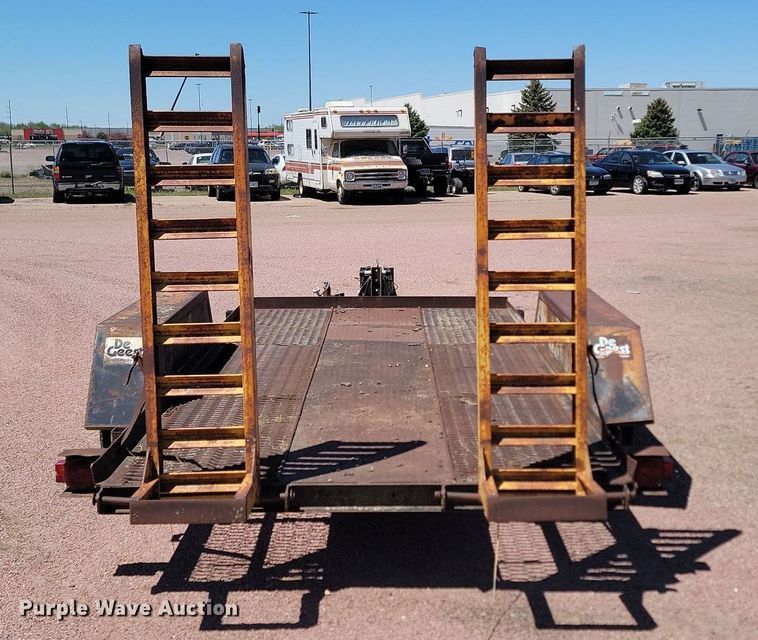 image for item NZ9847 1982 Degest utility trailer