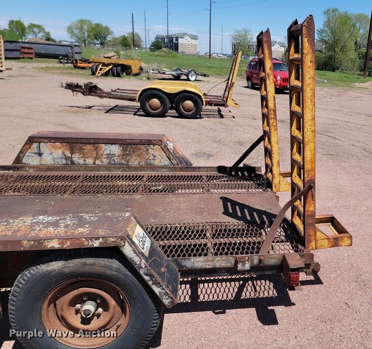 image for item NZ9847 1982 Degest utility trailer