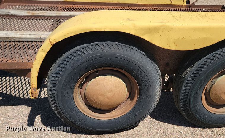 image for item NZ9848 1972 Work Horse utility trailer