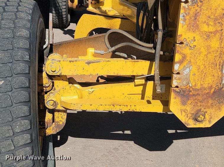 image for item NZ9851 2008 Caterpillar 140M motor grader