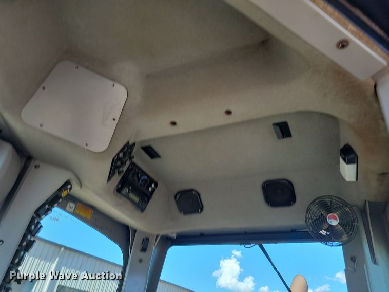 image for item NZ9851 2008 Caterpillar 140M motor grader