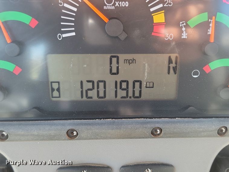 image for item NZ9851 2008 Caterpillar 140M motor grader