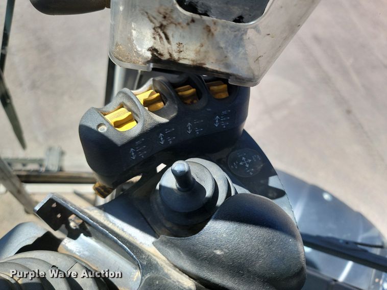 image for item NZ9851 2008 Caterpillar 140M motor grader