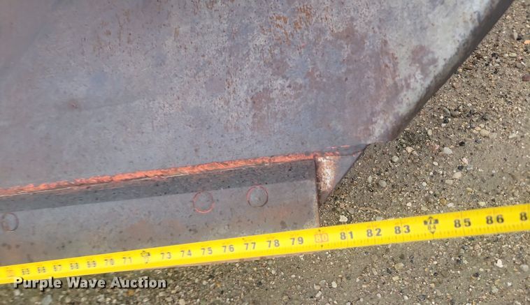 image for item NZ9852 1999 John Deere 772CH motor grader