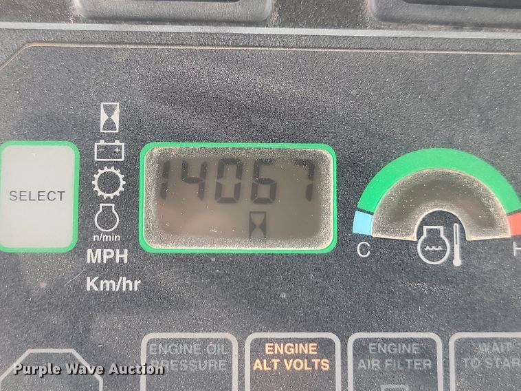 image for item NZ9852 1999 John Deere 772CH motor grader