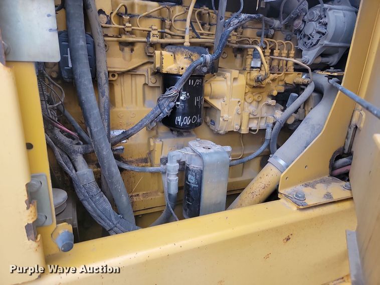 image for item NZ9852 1999 John Deere 772CH motor grader