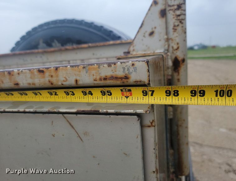 image for item NZ9853 1992 Chevrolet  2500 Ext. Cab utility bed pickup truck