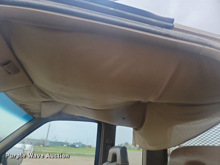 image for item NZ9853 1992 Chevrolet  2500 Ext. Cab utility bed pickup truck