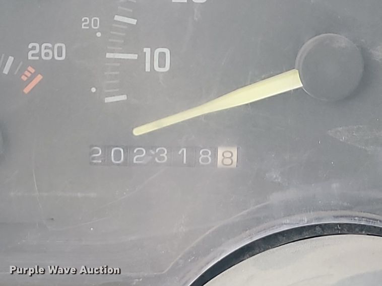 image for item NZ9853 1992 Chevrolet  2500 Ext. Cab utility bed pickup truck