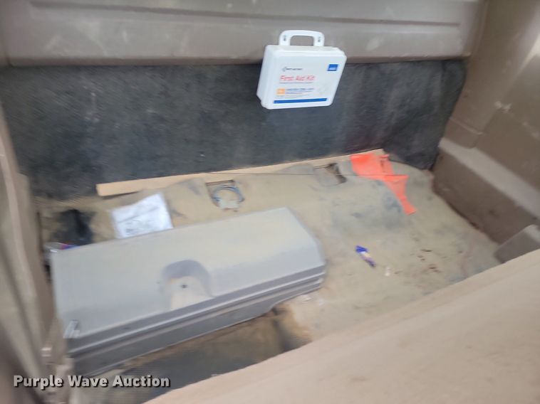 image for item NZ9853 1992 Chevrolet  2500 Ext. Cab utility bed pickup truck