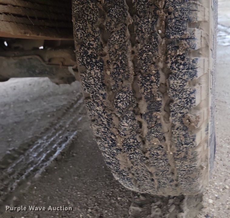 image for item NZ9853 1992 Chevrolet  2500 Ext. Cab utility bed pickup truck