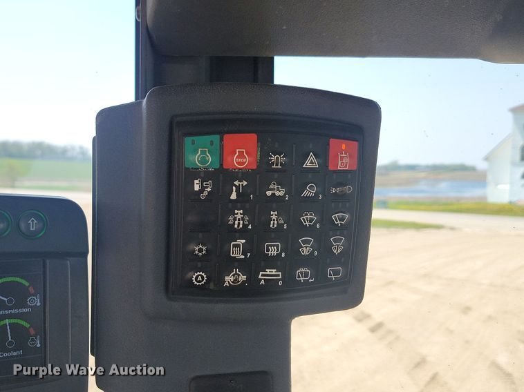 image for item NZ9869 2013 John Deere 772GP motor grader