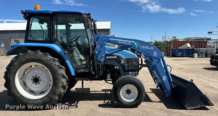 image for item OI9078 New Holland TL90 tractor