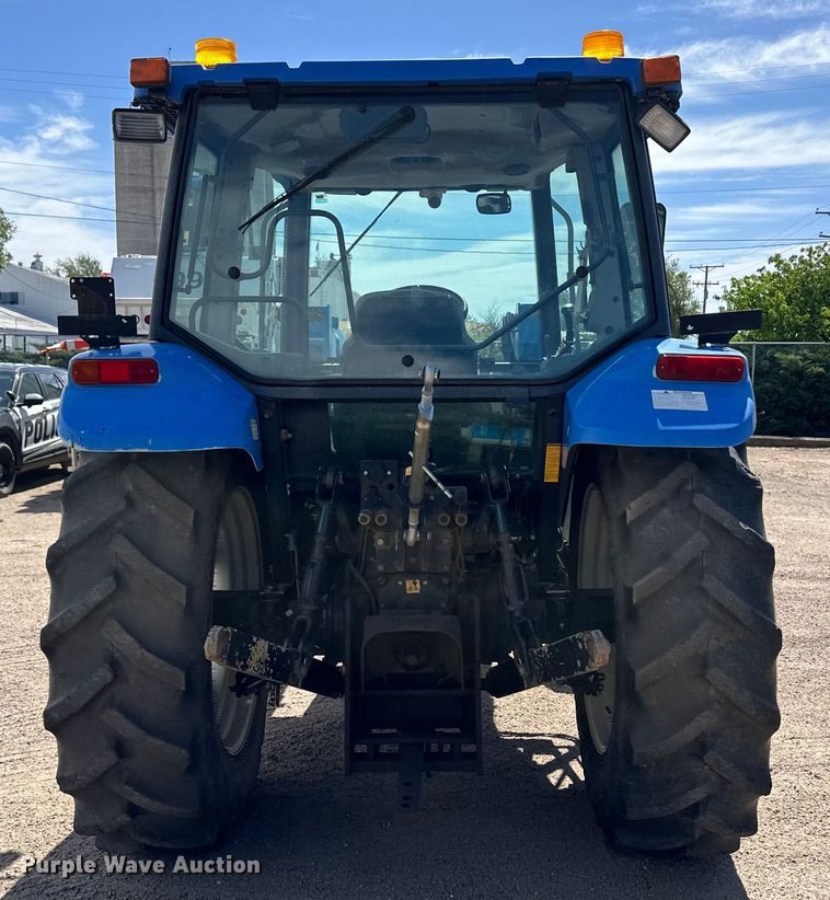 image for item OI9078 New Holland TL90 tractor