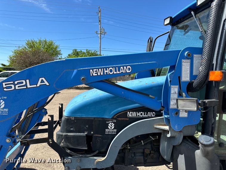 image for item OI9078 New Holland TL90 tractor