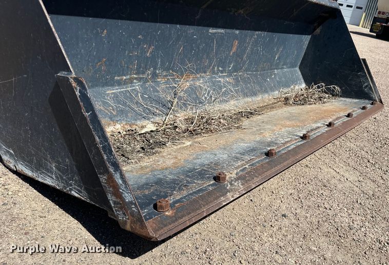 image for item OI9078 New Holland TL90 tractor