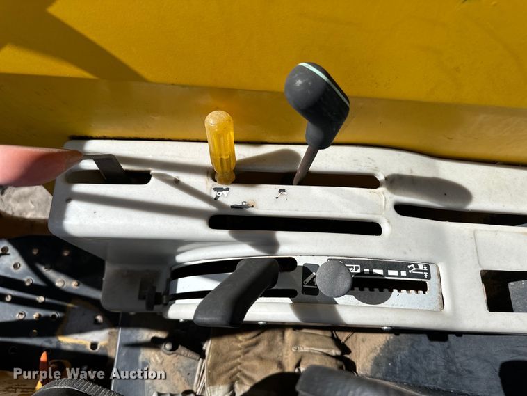 image for item OI9079 Ford Alamo tractor