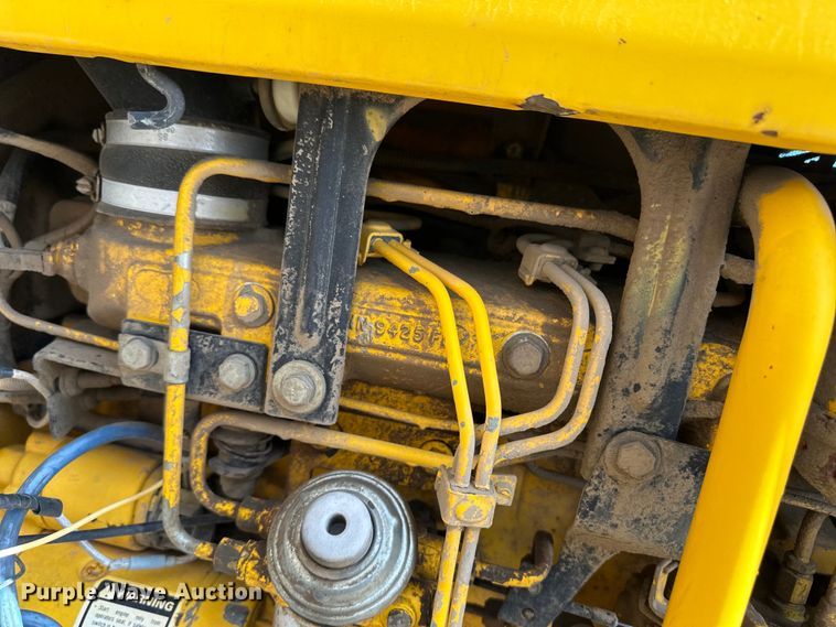 image for item OI9079 Ford Alamo tractor