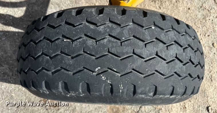 image for item OI9079 Ford Alamo tractor