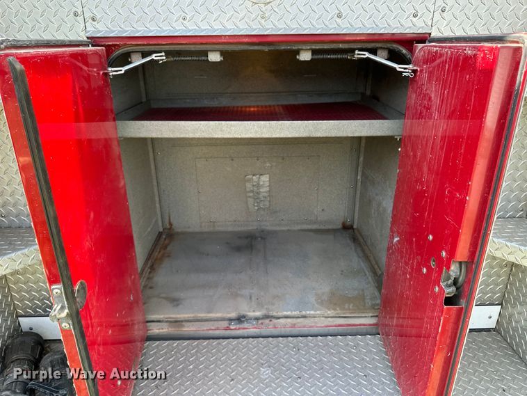 image for item OI9108 1995 Pierce pumper fire truck