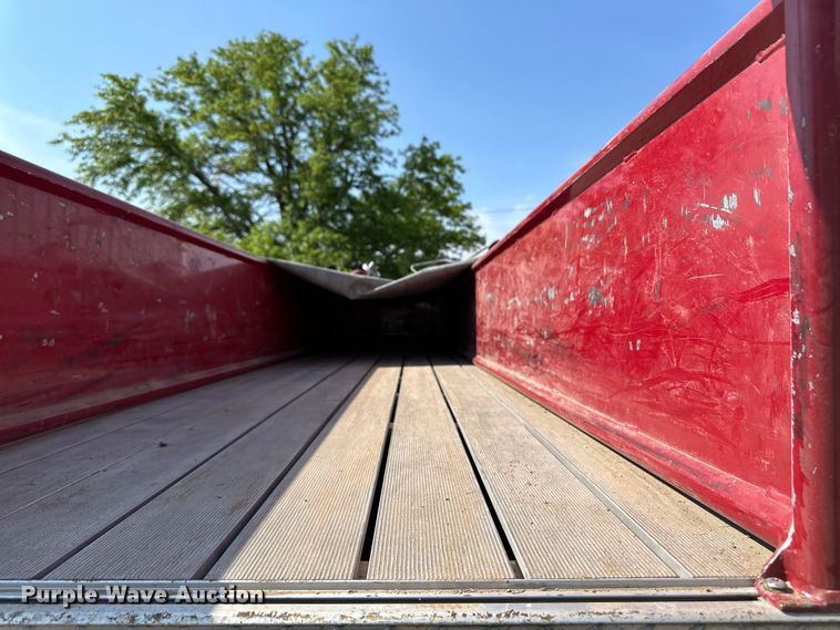 image for item OI9108 1995 Pierce pumper fire truck