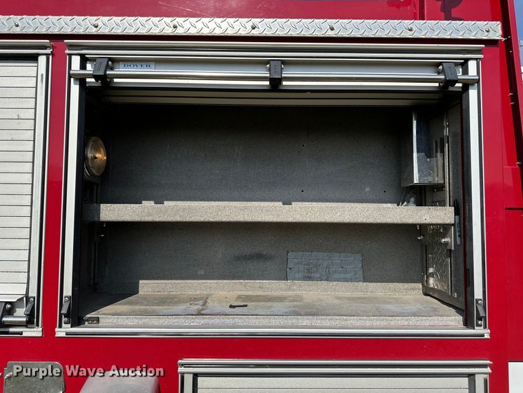 image for item OI9108 1995 Pierce pumper fire truck