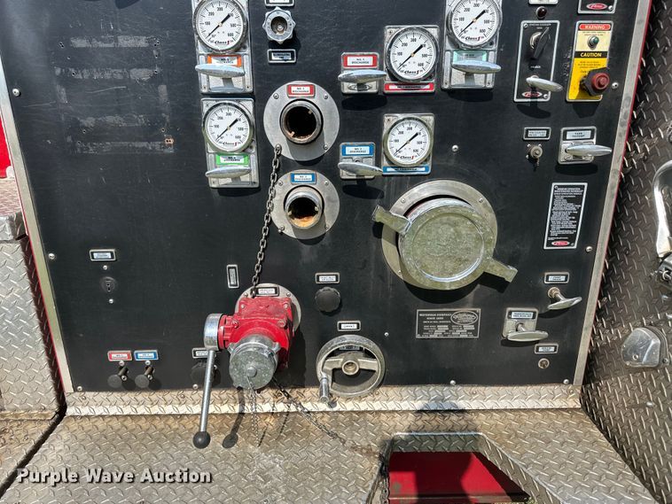 image for item OI9108 1995 Pierce pumper fire truck