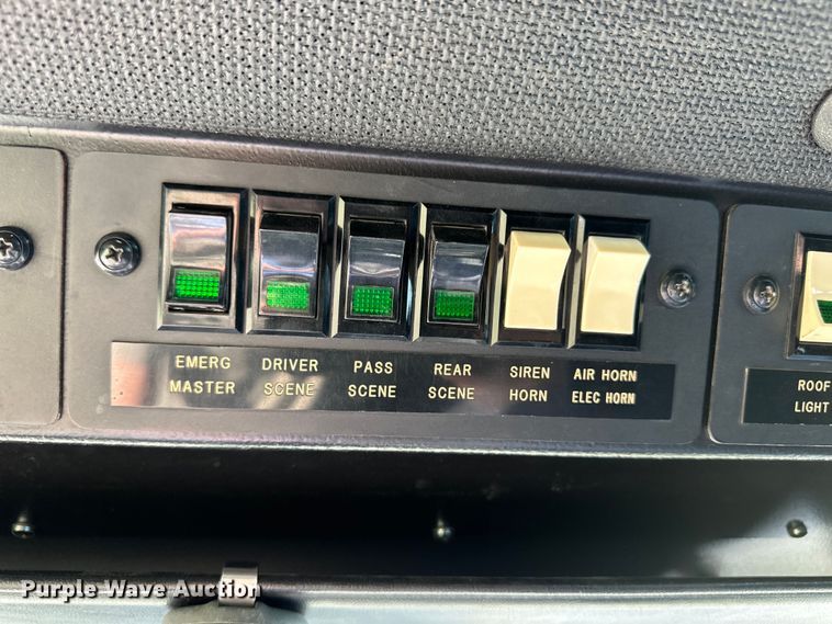 image for item OI9108 1995 Pierce pumper fire truck