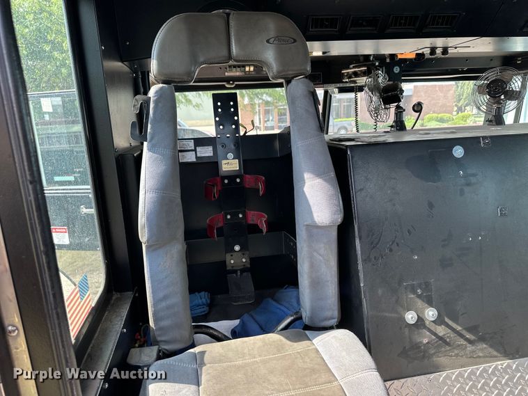 image for item OI9108 1995 Pierce pumper fire truck