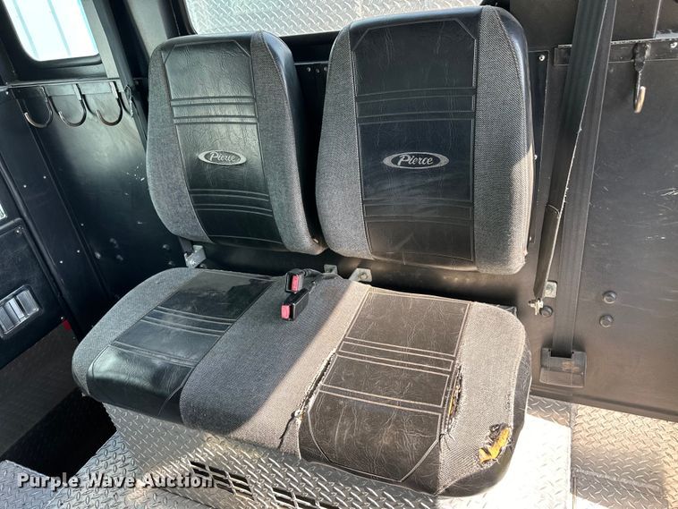 image for item OI9108 1995 Pierce pumper fire truck