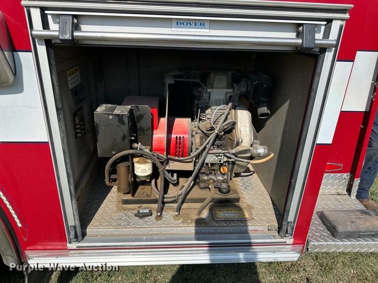 image for item OI9108 1995 Pierce pumper fire truck