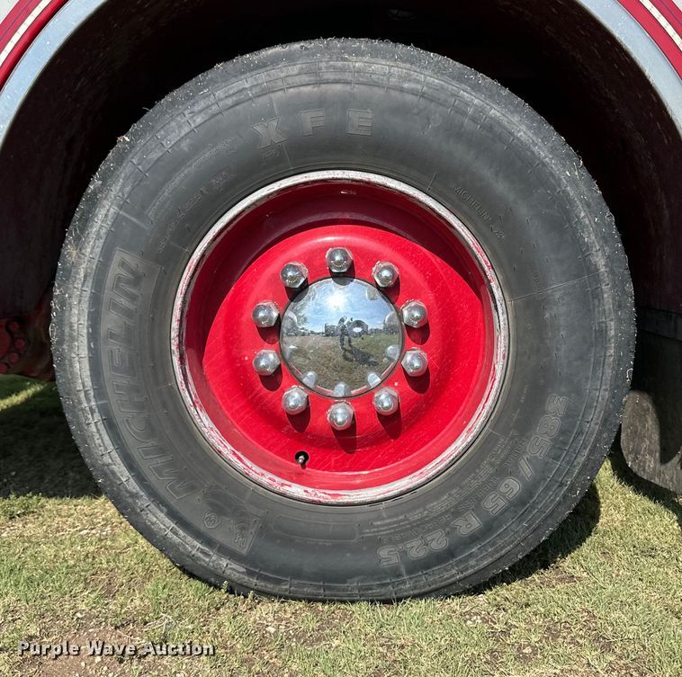 image for item OI9108 1995 Pierce pumper fire truck