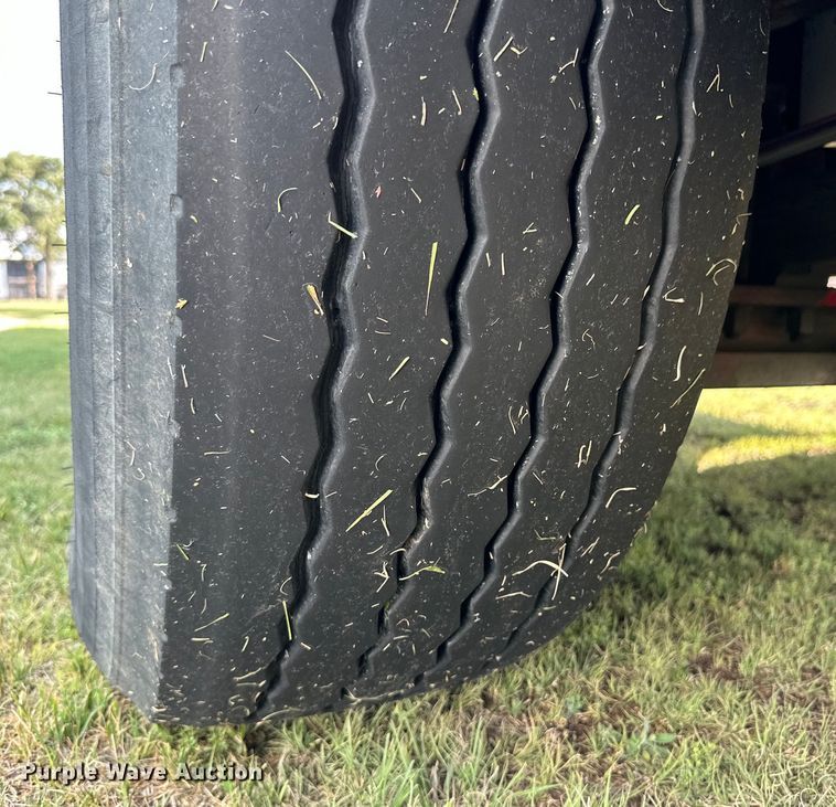 image for item OI9108 1995 Pierce pumper fire truck