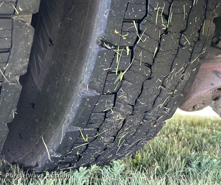 image for item OI9108 1995 Pierce pumper fire truck