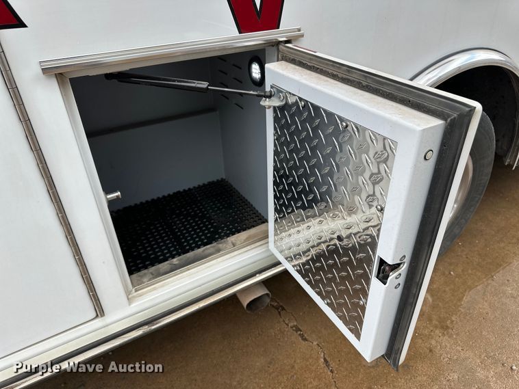 image for item OI9496 2016 Ford E450 ambulance