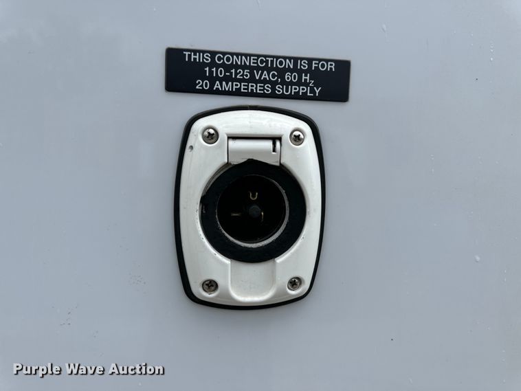 image for item OI9496 2016 Ford E450 ambulance