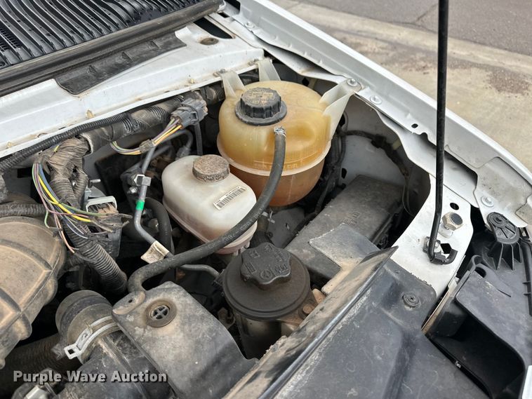 image for item OI9496 2016 Ford E450 ambulance