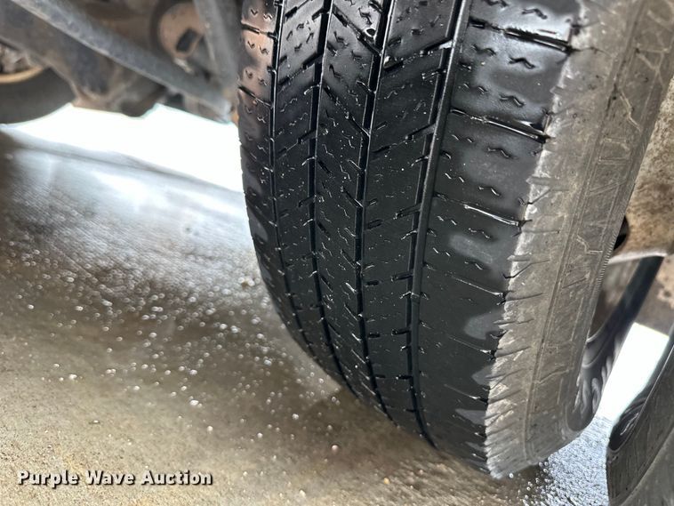 image for item OI9496 2016 Ford E450 ambulance