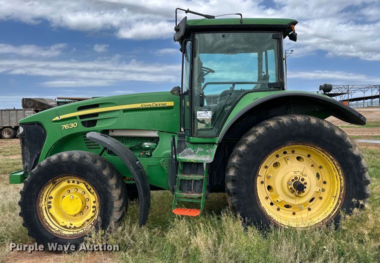 image for item DG4421 2010 John Deere 7630 MFWD tractor