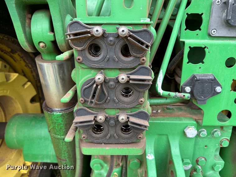 image for item DG4421 2010 John Deere 7630 MFWD tractor