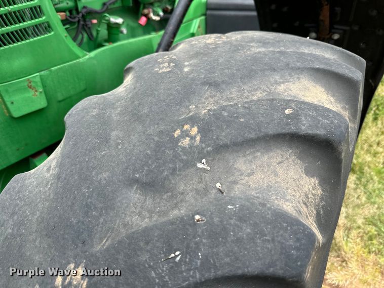 image for item DG4421 2010 John Deere 7630 MFWD tractor