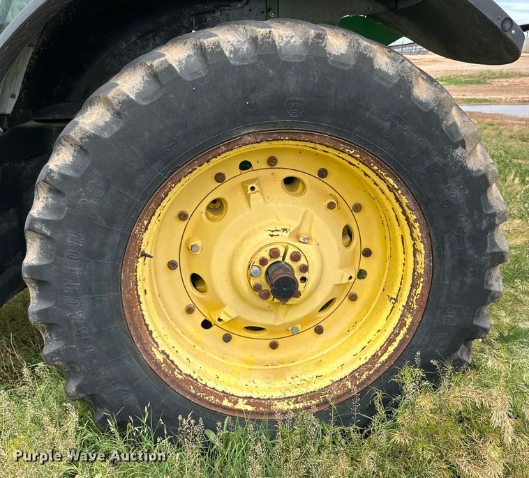 image for item DG4421 2010 John Deere 7630 MFWD tractor