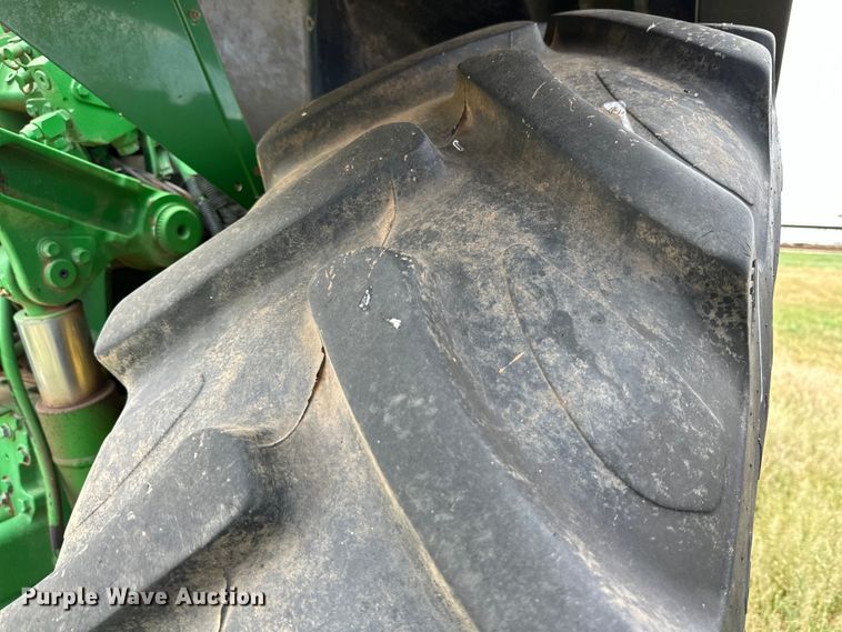 image for item DG4421 2010 John Deere 7630 MFWD tractor