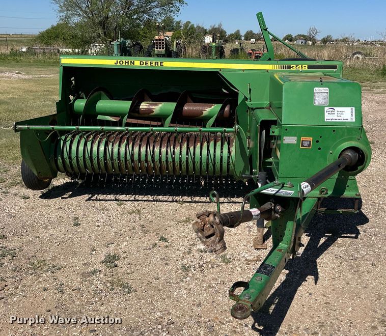 image for item DK6584 John Deere 348 small square baler