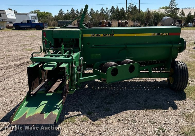 image for item DK6584 John Deere 348 small square baler