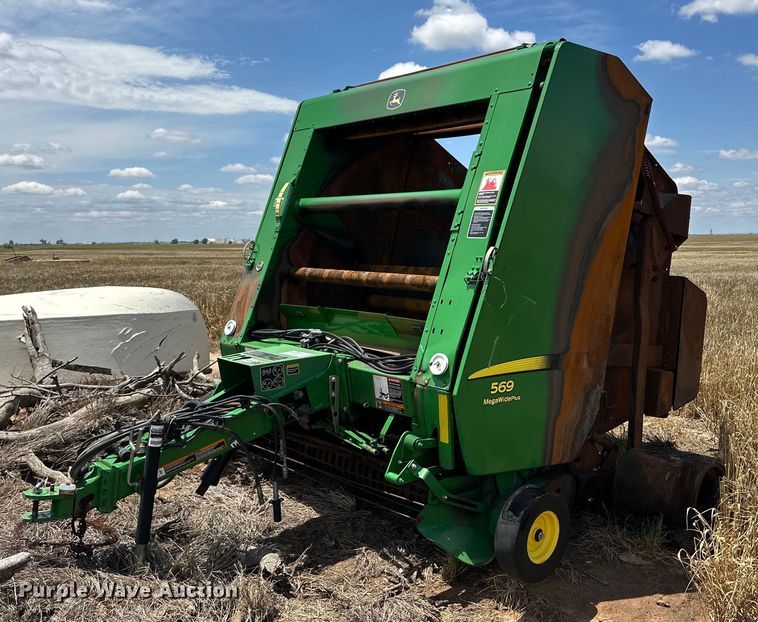 image for item DK6608 2013 John Deere  569 Mega Wide Plus  round baler
