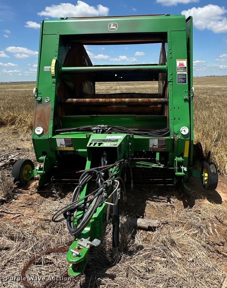 image for item DK6608 2013 John Deere  569 Mega Wide Plus  round baler