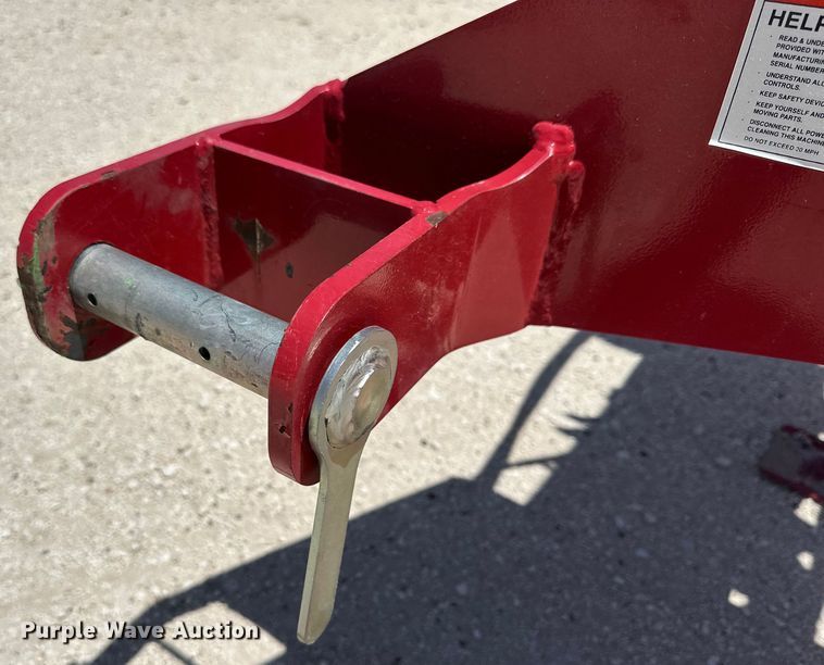 image for item DK6610 H&S TF6128 hay merger