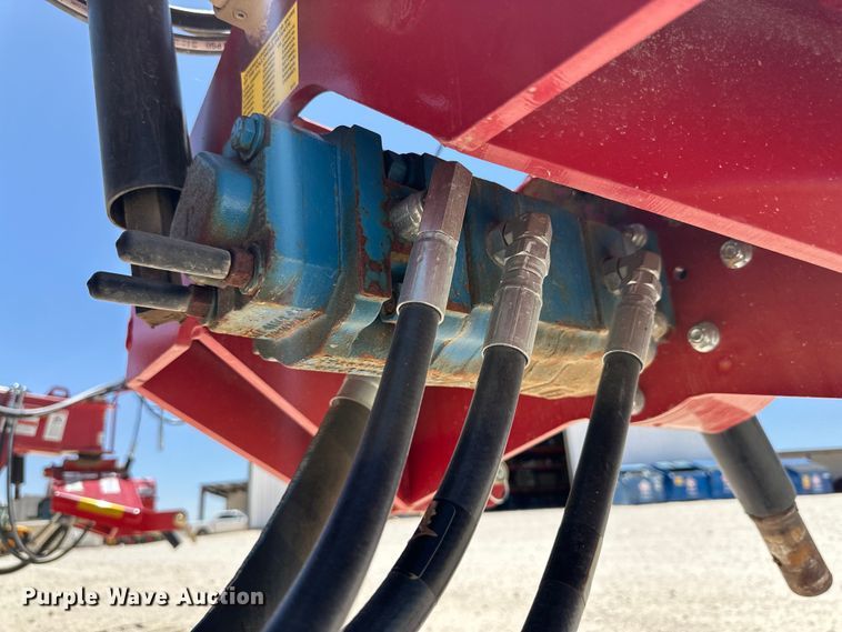 image for item DK6610 H&S TF6128 hay merger